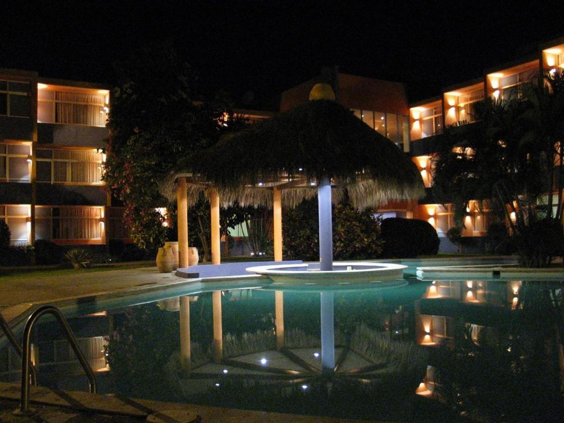 Hotel Calli Santo Domingo Tehuantepec Kültér fotó
